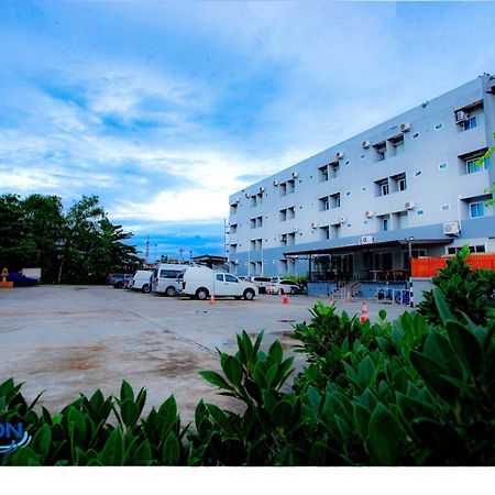 Horizon Hotel Surat Thani Eksteriør billede