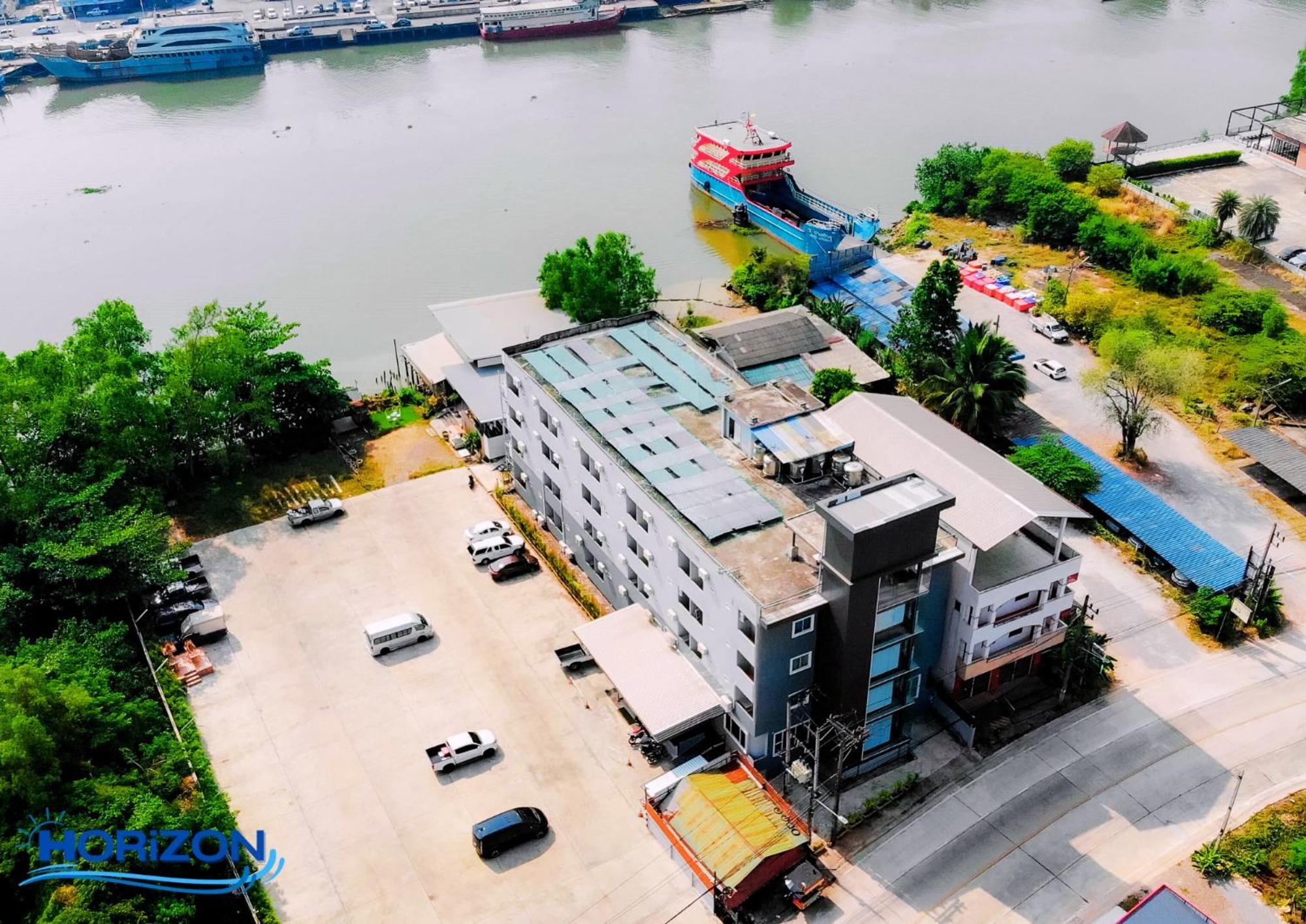 Horizon Hotel Surat Thani Eksteriør billede