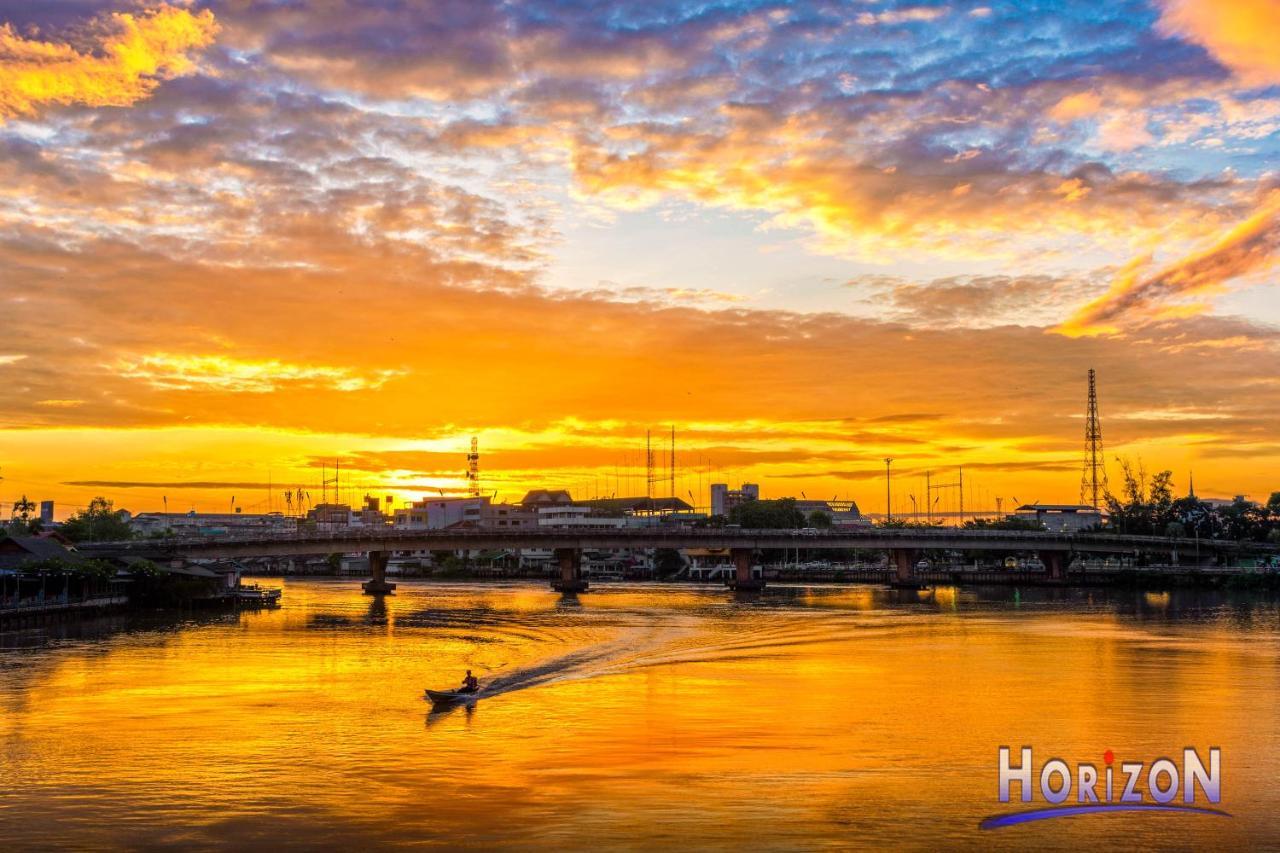 Horizon Hotel Surat Thani Eksteriør billede